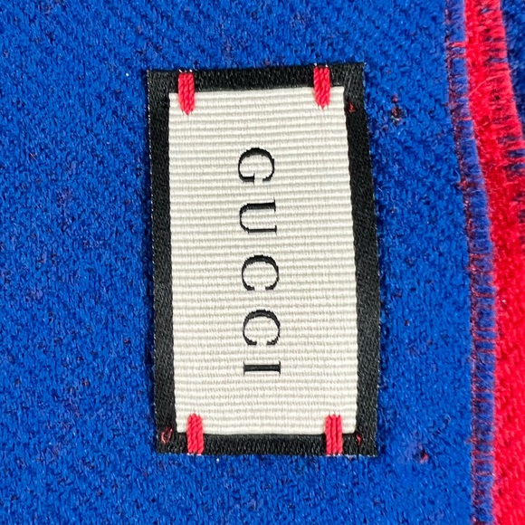 🧣GUCCI PAR AMOUR SCARF🧣 - Picture 2 of 10